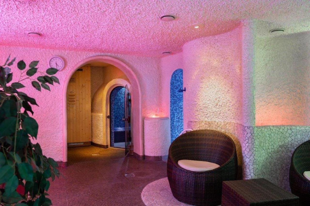 Kronenhotel Штутгарт Экстерьер фото