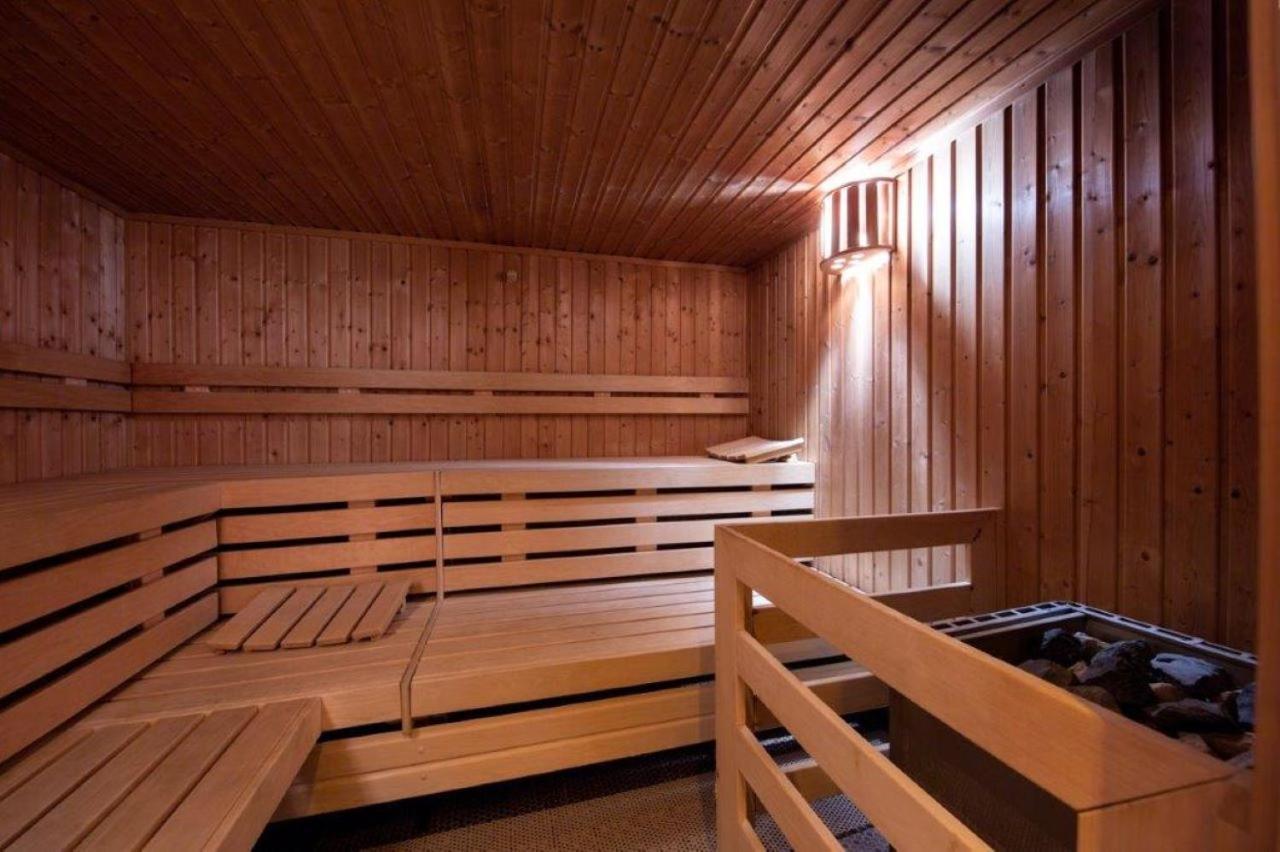 Kronenhotel Штутгарт Экстерьер фото