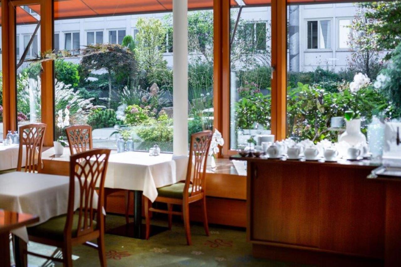 Kronenhotel Штутгарт Экстерьер фото