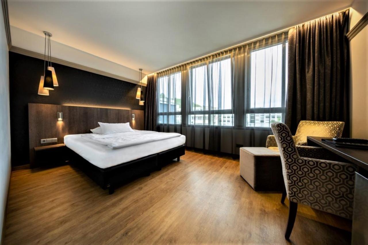 Kronenhotel Штутгарт Экстерьер фото
